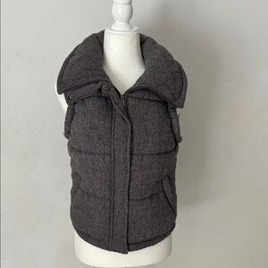 Old Navy Gray Puffer Vest